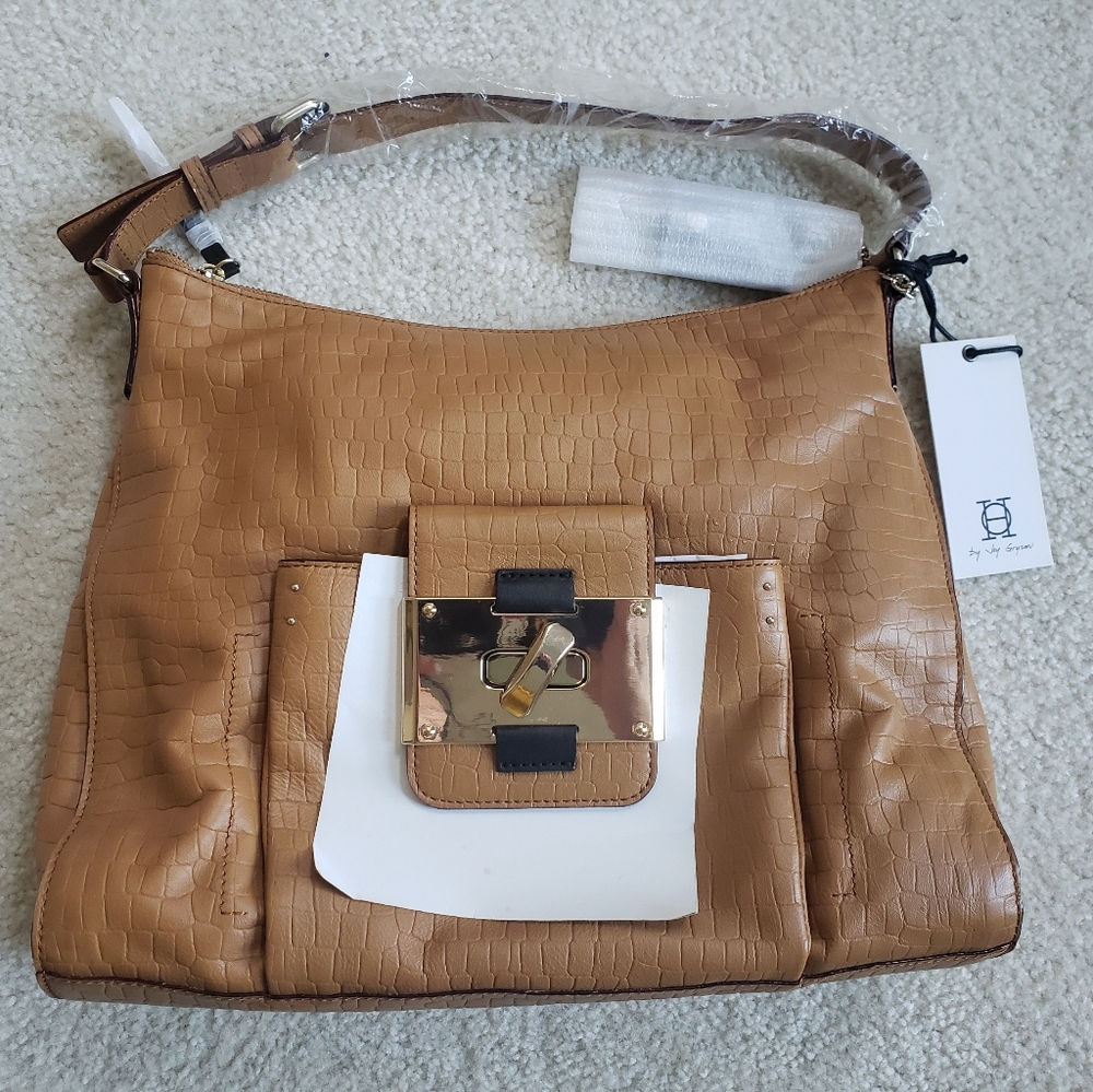Chic Tan Croc-Embossed Shoulder Bag